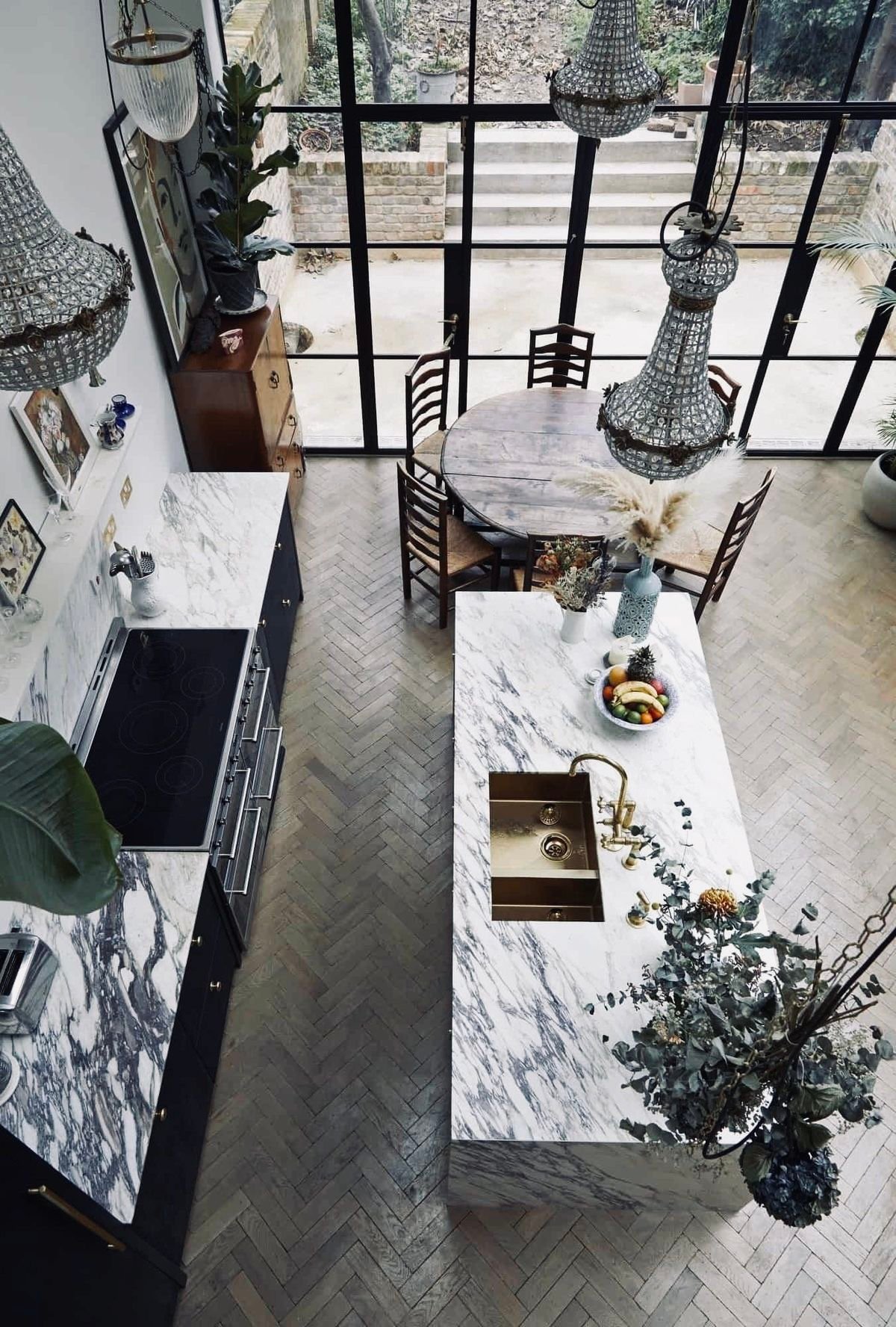 37 Black Kitchen Ideas for the Bold Homeowner