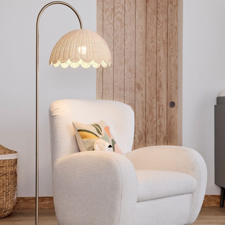 Floor lamp designs for empty corner